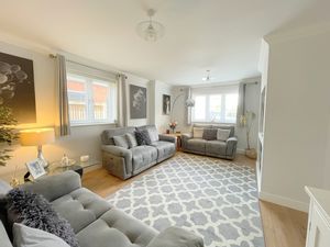 Clacton Road- click for photo gallery